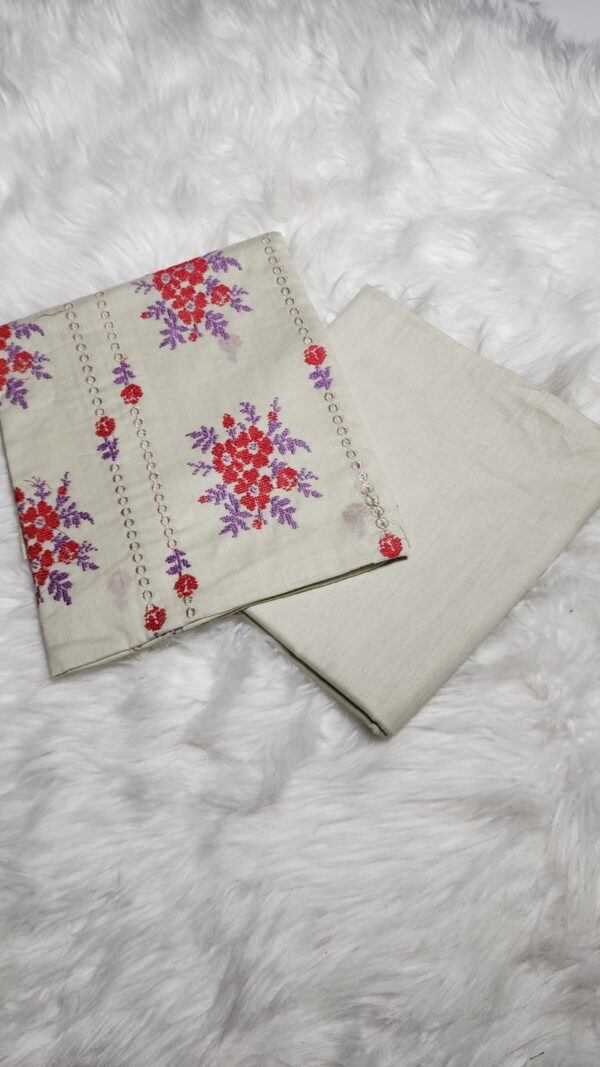 Embroidered lawn 2piece