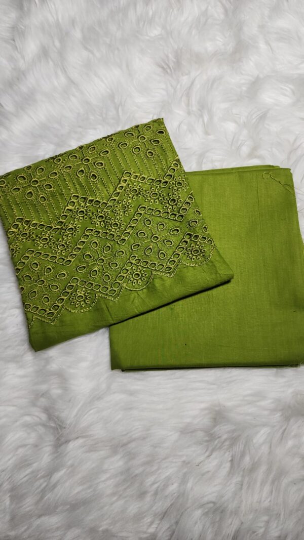 Embroidered lawn 2piece