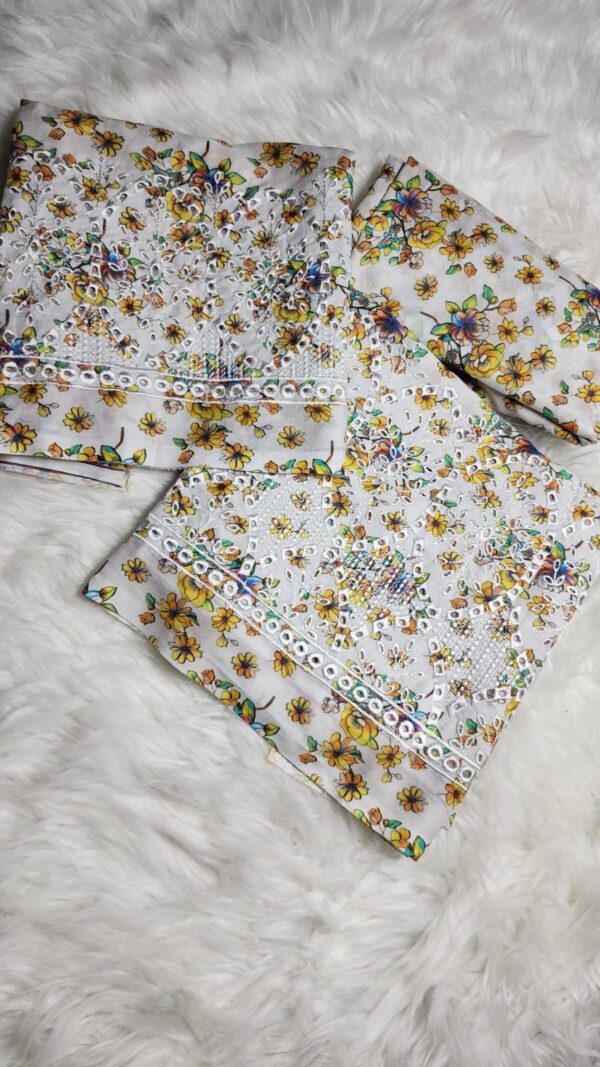 Embroidered lawn 2 piece
