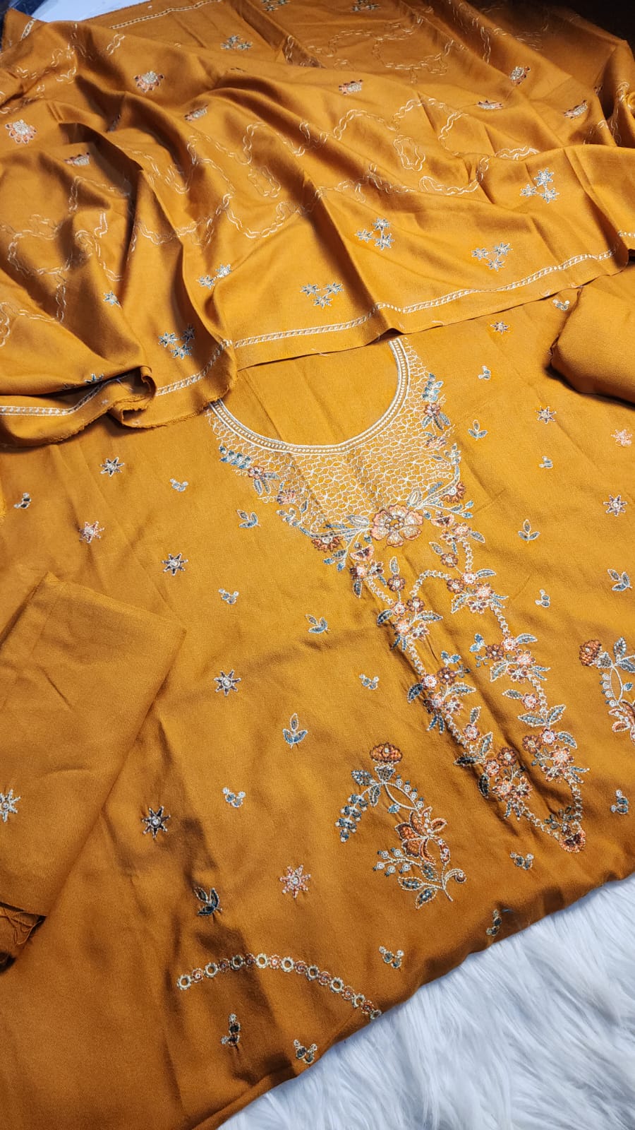 WhatsApp Image 2026-10-16 at 7.11.23 PM (1) DAHNAK PEACH COLLECTION 2026 - Image 1